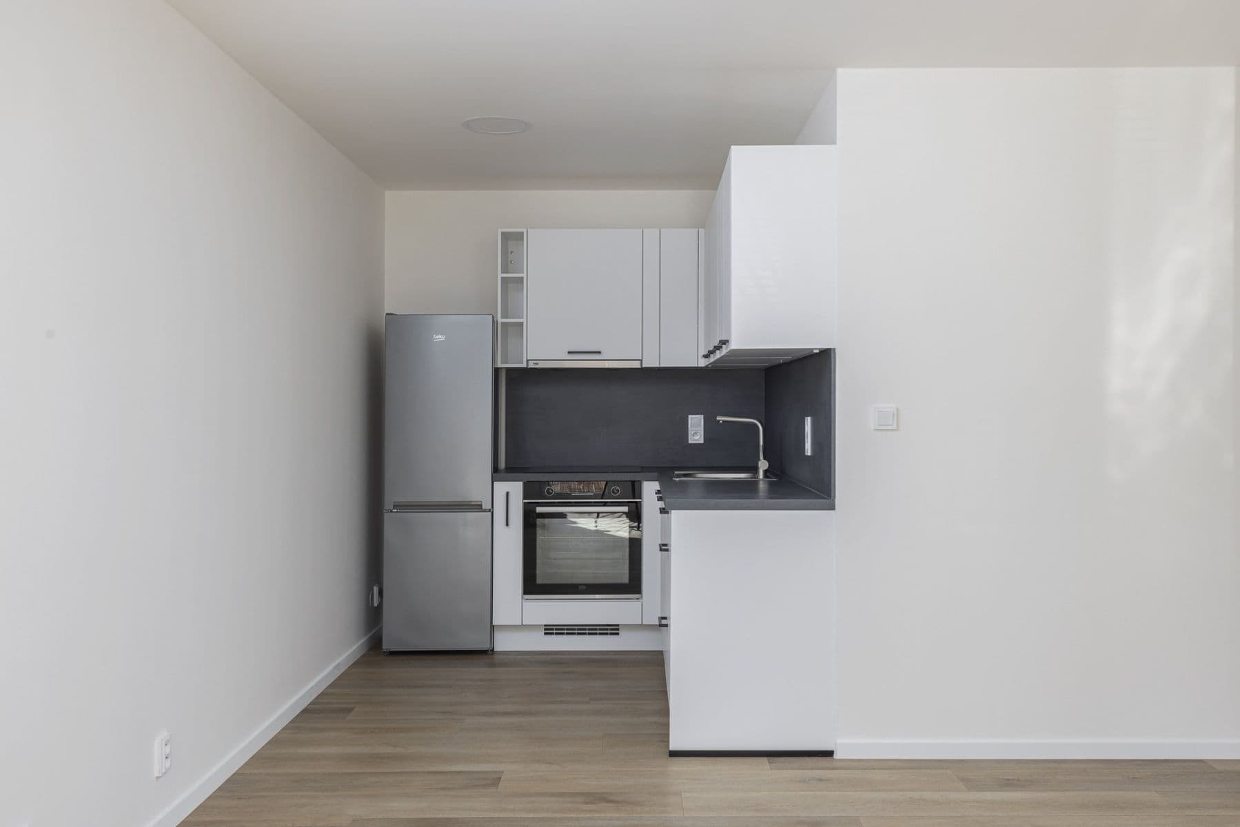 1 bedroom with open-plan kitchen flat to rent, 43 m², Krupná, Prague, Prague 1 bedroom with open-plan kitchen flat to rent, 43 m², Krupná, Prague, Prague