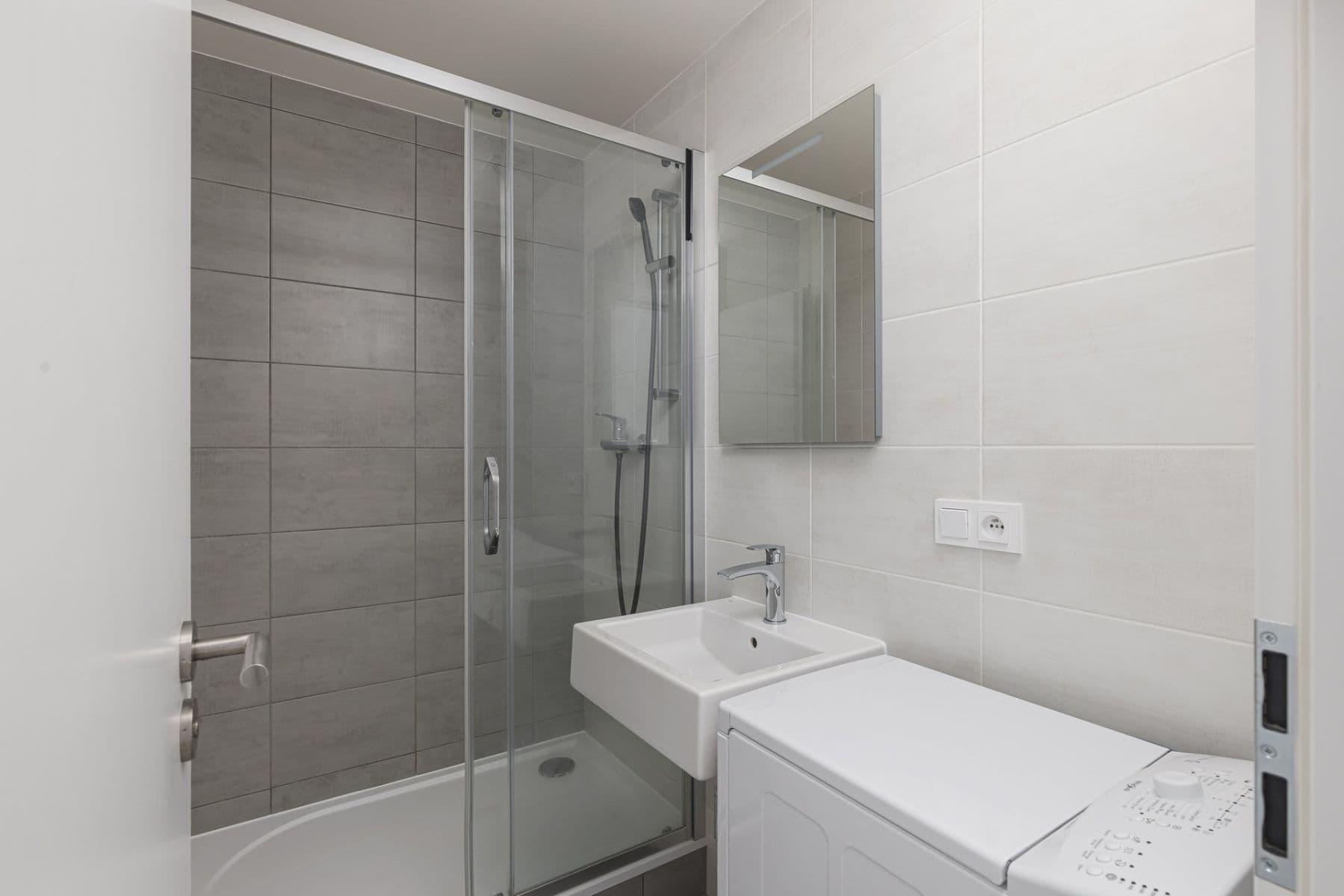 1 bedroom with open-plan kitchen flat to rent, 43 m², Krupná, Prague, Prague 1 bedroom with open-plan kitchen flat to rent, 43 m², Krupná, Prague, Prague