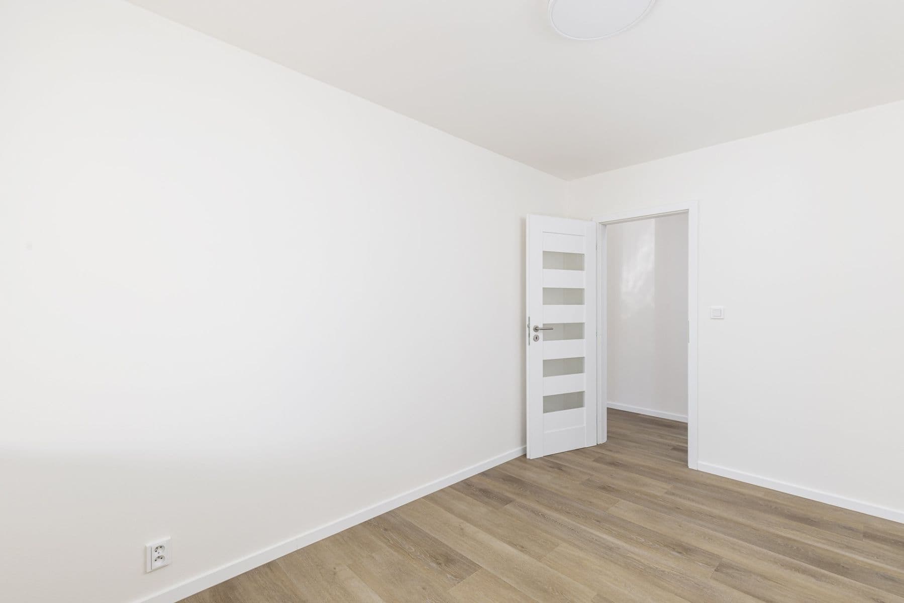 1 bedroom with open-plan kitchen flat to rent, 43 m², Krupná, Prague, Prague 1 bedroom with open-plan kitchen flat to rent, 43 m², Krupná, Prague, Prague