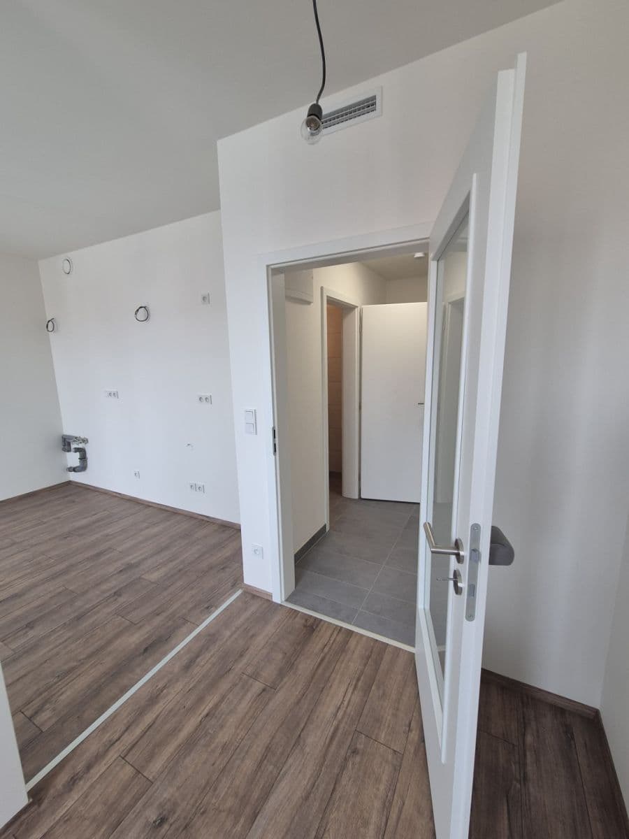 Studio flat to rent, 35 m², Arnošta Staňka, Prague, Prague Studio flat to rent, 35 m², Arnošta Staňka, Prague, Prague