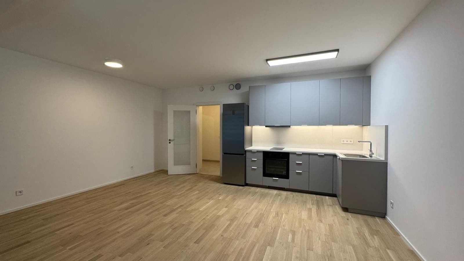 Studio flat to rent, 42 m², Budovcova, Prague, Prague Studio flat to rent, 42 m², Budovcova, Prague, Prague