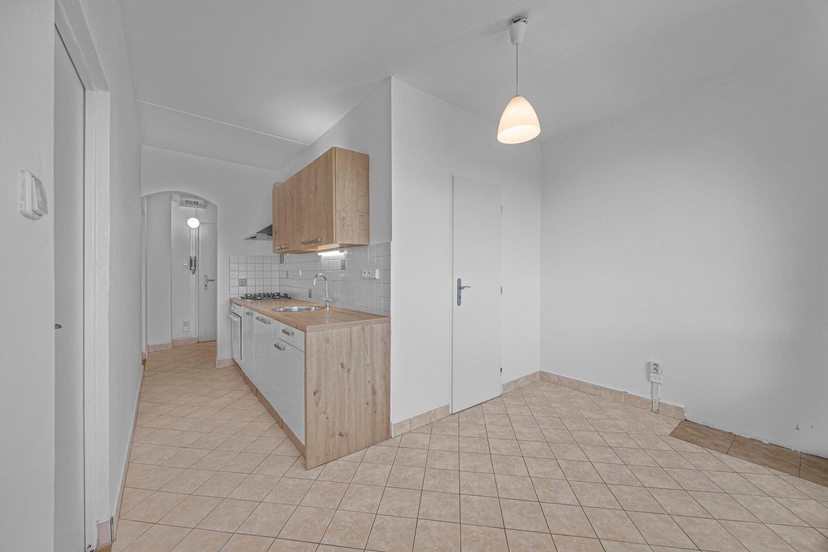 1 bedroom flat to rent, 44 m², Komenského náměstí, Říčany, Středočeský Region 1 bedroom flat to rent, 44 m², Komenského náměstí, Říčany, Středočeský Region
