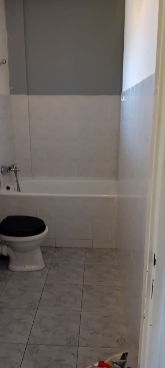 Studio flat to rent, 30 m², Obětí 6. května, Prague, Prague Studio flat to rent, 30 m², Obětí 6. května, Prague, Prague