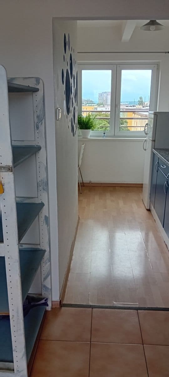 Studio flat to rent, 30 m², Obětí 6. května, Prague, Prague Studio flat to rent, 30 m², Obětí 6. května, Prague, Prague