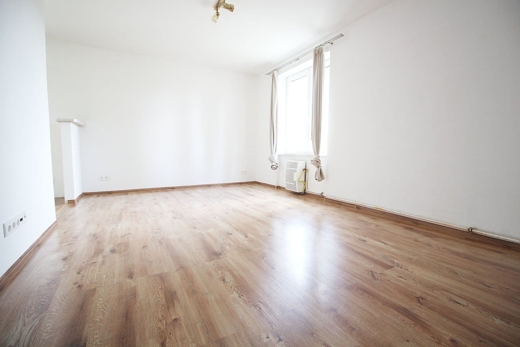 2 bedroom with open-plan kitchen flat to rent, 73 m², Sídliště, Brandýs nad Labem-Stará Boleslav, Středočeský Region 2 bedroom with open-plan kitchen flat to rent, 73 m², Sídliště, Brandýs nad Labem-Stará Boleslav, Středočeský Region