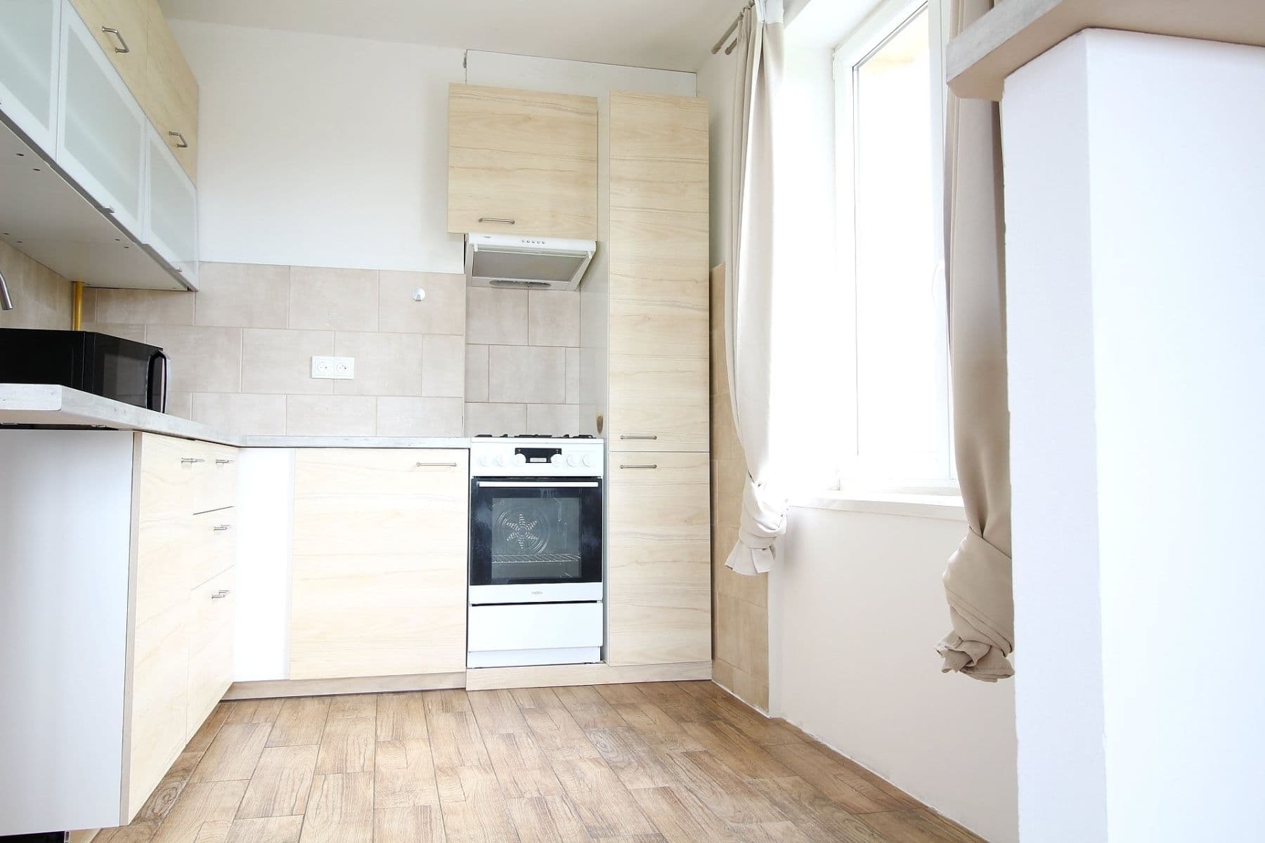 2 bedroom with open-plan kitchen flat to rent, 73 m², Sídliště, Brandýs nad Labem-Stará Boleslav, Středočeský Region 2 bedroom with open-plan kitchen flat to rent, 73 m², Sídliště, Brandýs nad Labem-Stará Boleslav, Středočeský Region
