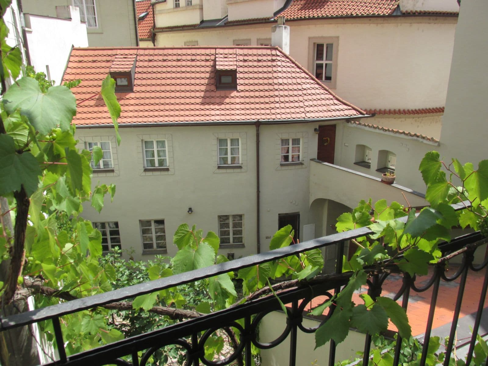 1 bedroom with open-plan kitchen flat to rent, 49 m², Sněmovní, Prague, Prague 1 bedroom with open-plan kitchen flat to rent, 49 m², Sněmovní, Prague, Prague