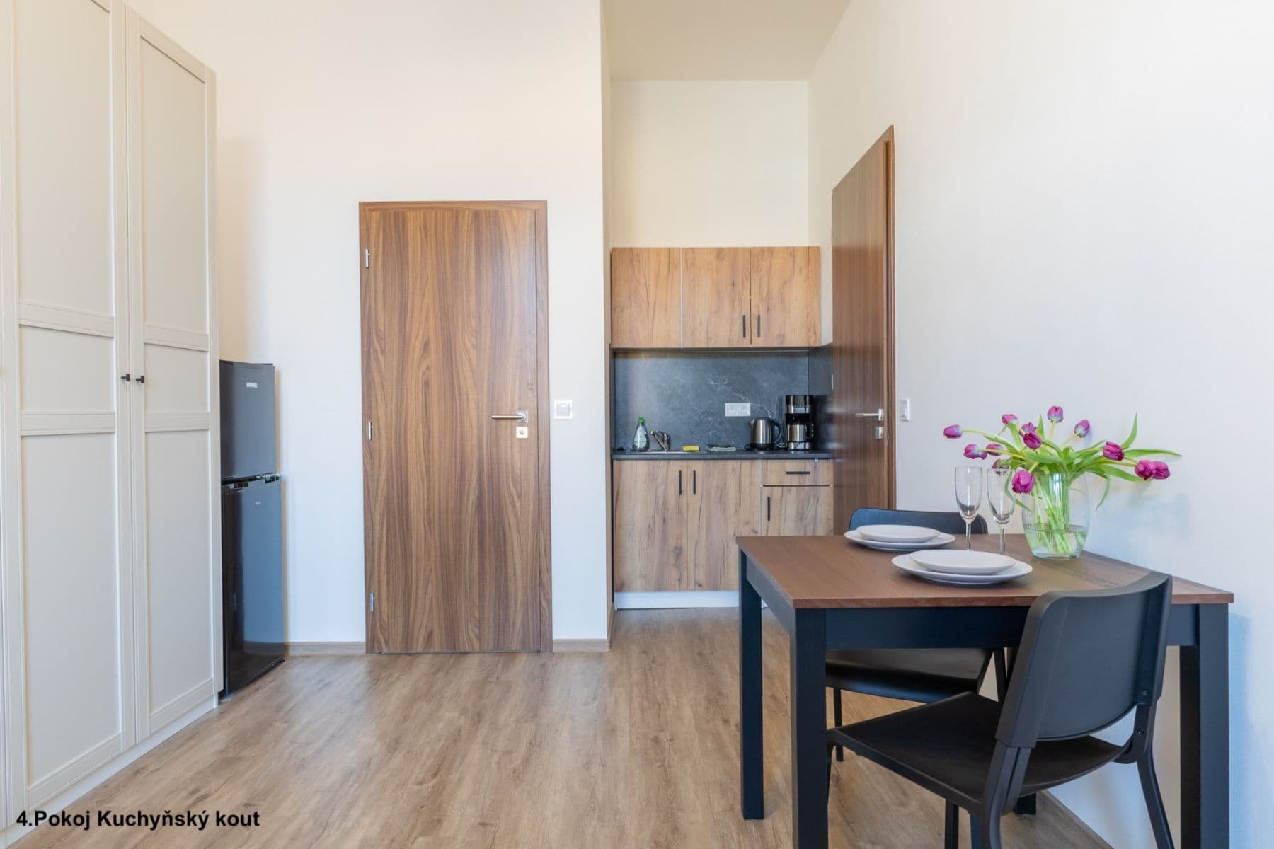 3 bedroom with open-plan kitchen flat for sale, 115 m², Sokolská, Prague, Prague 3 bedroom with open-plan kitchen flat for sale, 115 m², Sokolská, Prague, Prague