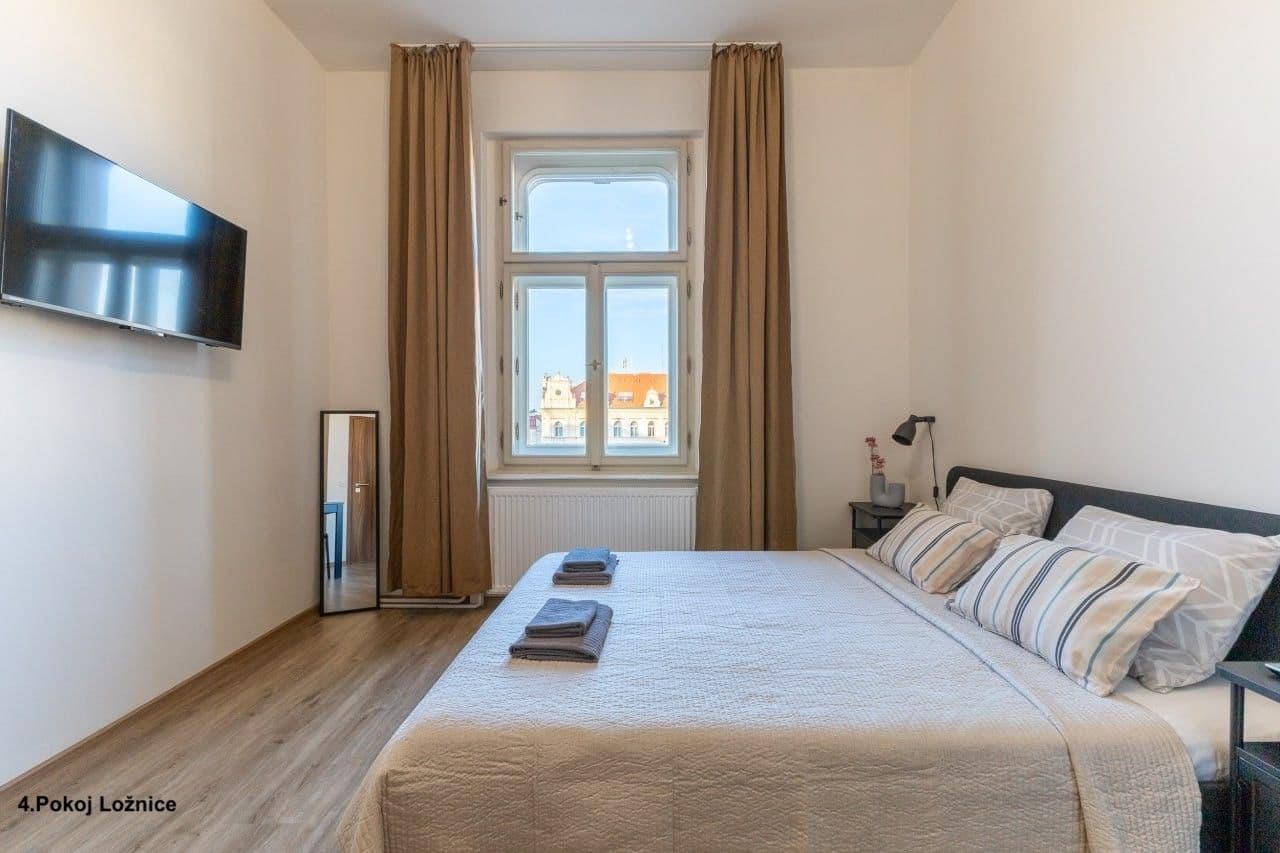 3 bedroom with open-plan kitchen flat for sale, 115 m², Sokolská, Prague, Prague 3 bedroom with open-plan kitchen flat for sale, 115 m², Sokolská, Prague, Prague