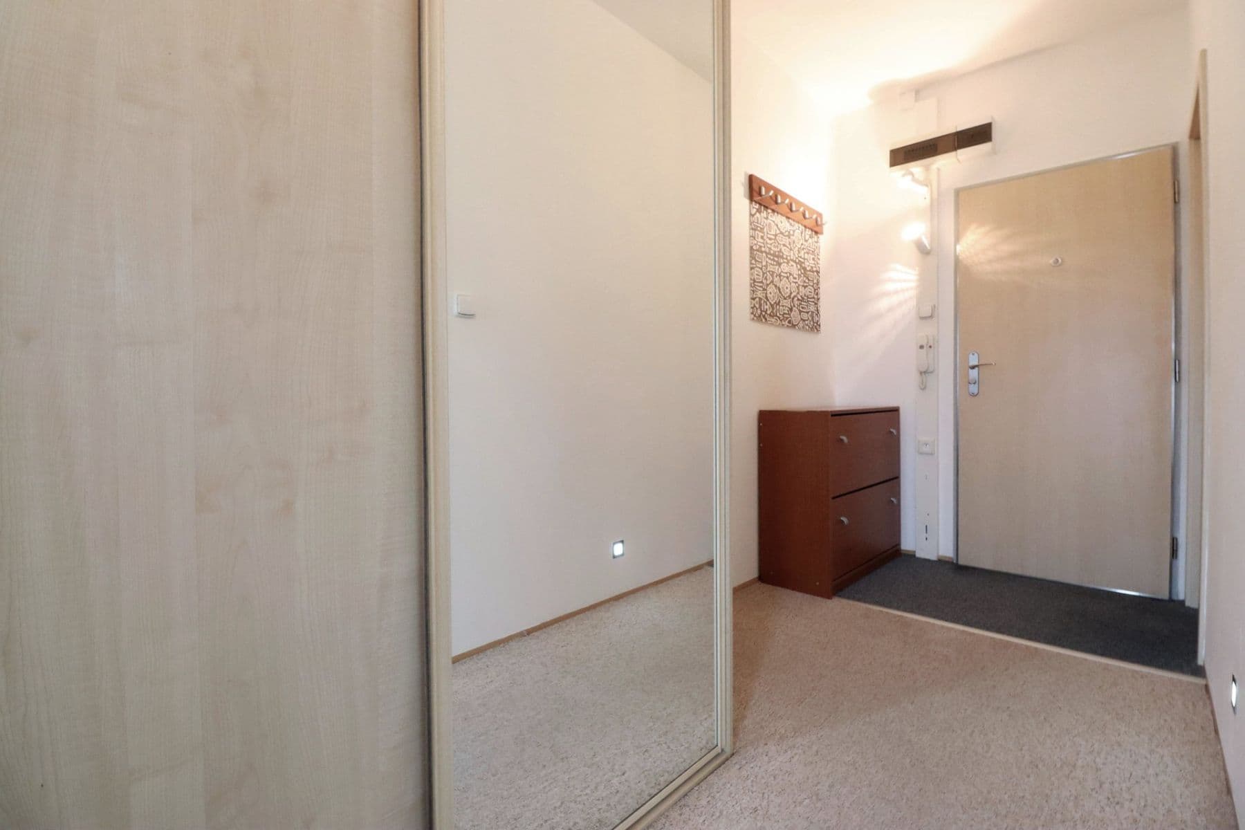 2 bedroom with open-plan kitchen flat to rent, 65 m², Vazovova, Prague, Prague 2 bedroom with open-plan kitchen flat to rent, 65 m², Vazovova, Prague, Prague
