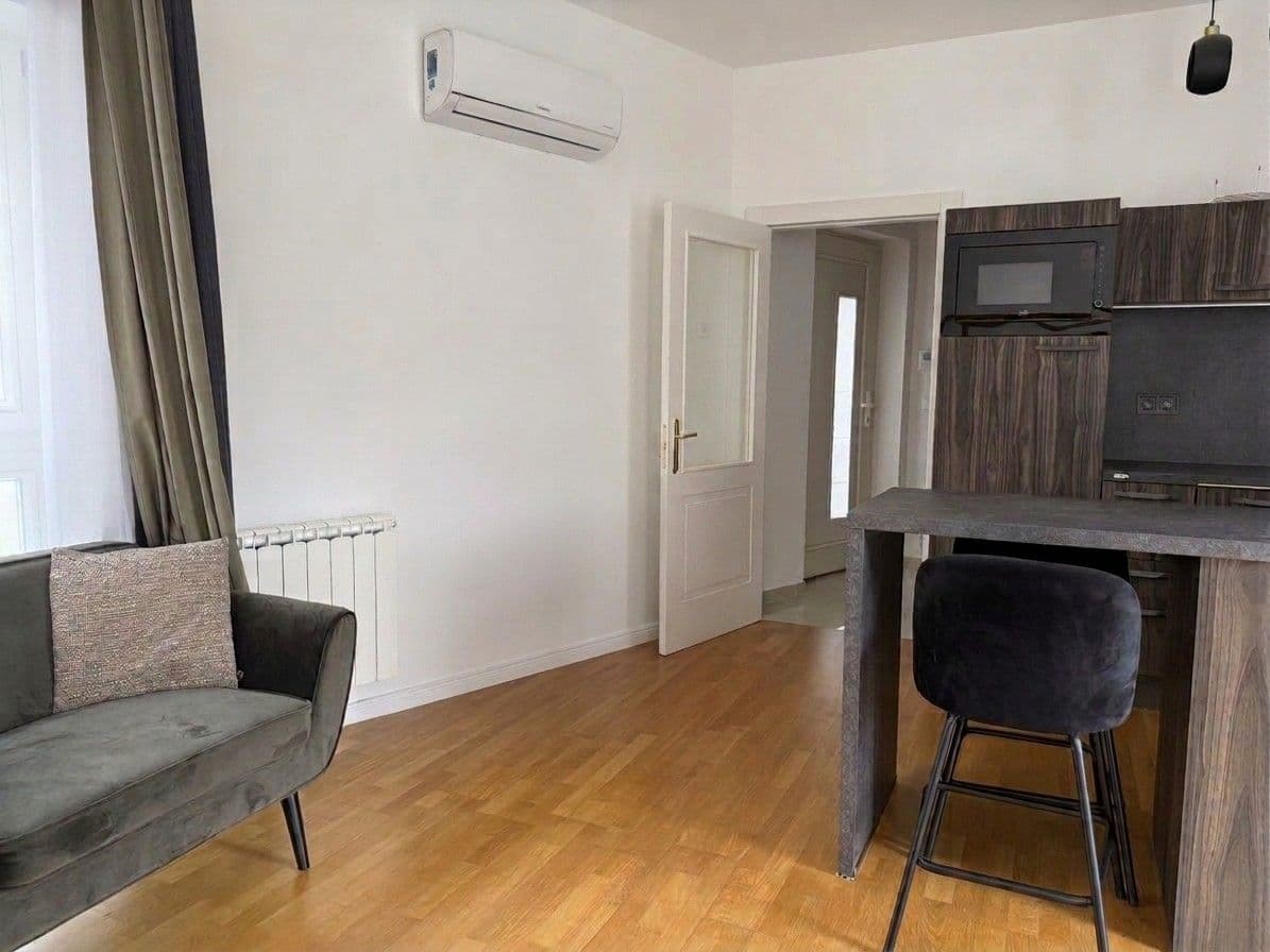 Studio flat for sale, 81 m², Záhřebská, Prague, Prague Studio flat for sale, 81 m², Záhřebská, Prague, Prague