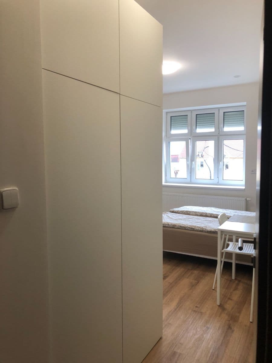 Studio flat to rent, 20 m², Bělohorská, Prague, Prague Studio flat to rent, 20 m², Bělohorská, Prague, Prague