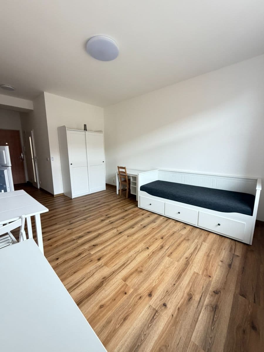 Studio flat to rent, 24 m², Písecká, Prague, Prague Studio flat to rent, 24 m², Písecká, Prague, Prague
