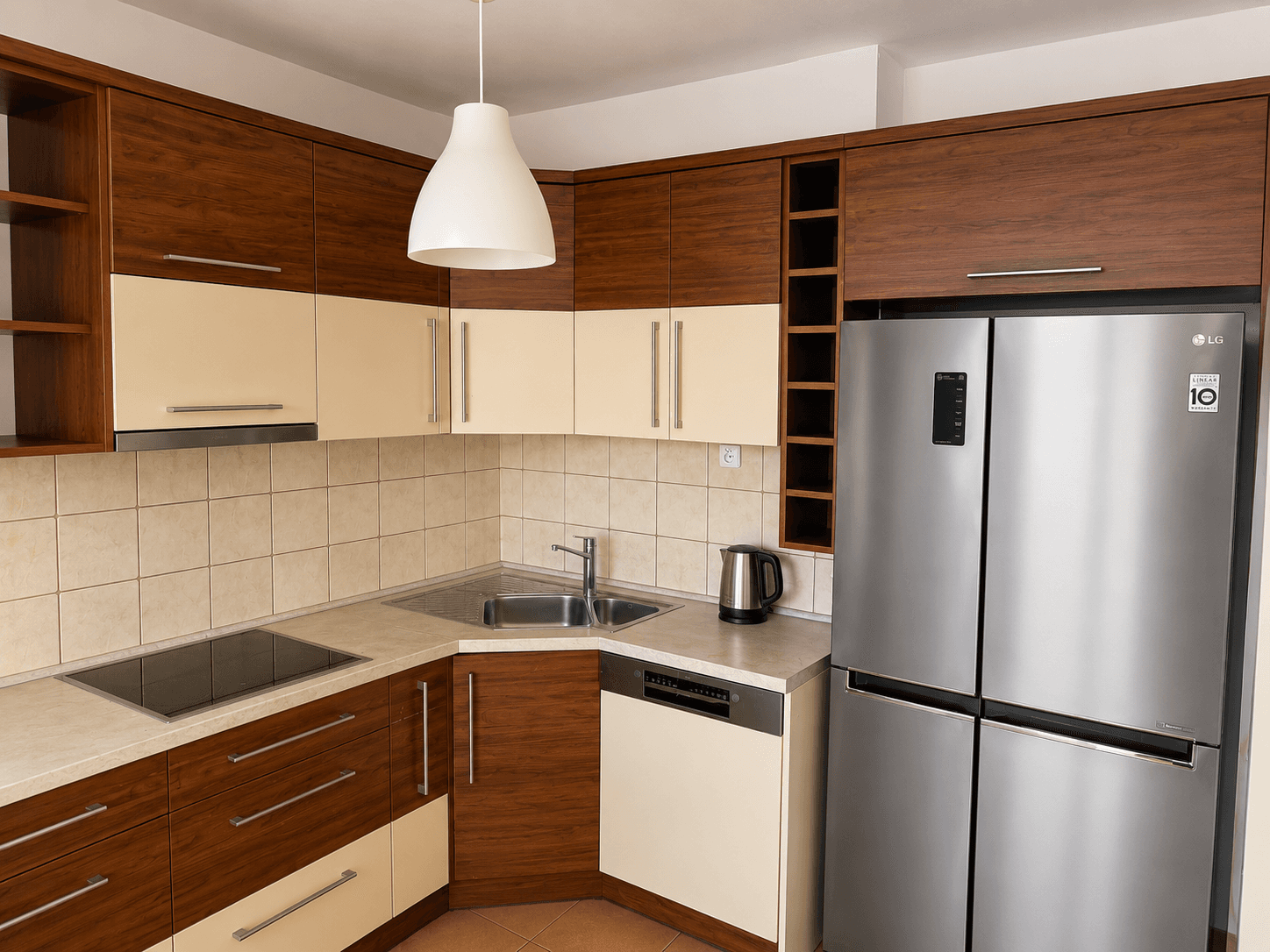 3 bedroom with open-plan kitchen flat to rent, 109 m², Pod Lipami, Prague, Prague 3 bedroom with open-plan kitchen flat to rent, 109 m², Pod Lipami, Prague, Prague