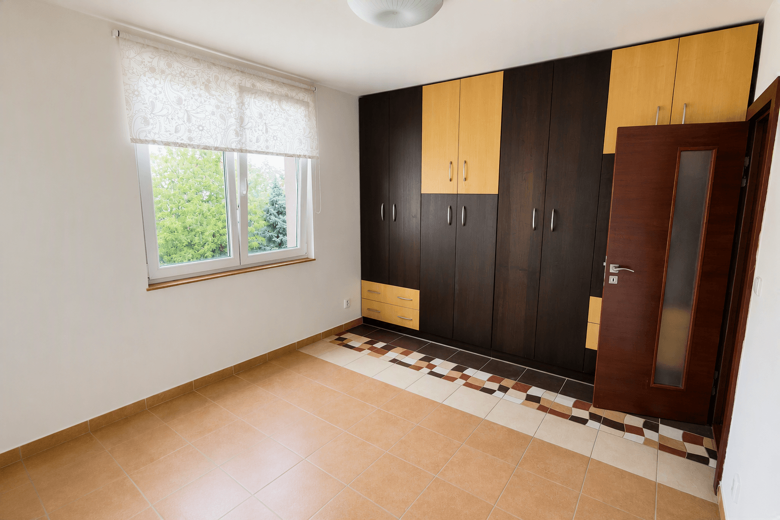 3 bedroom with open-plan kitchen flat to rent, 109 m², Pod Lipami, Prague, Prague 3 bedroom with open-plan kitchen flat to rent, 109 m², Pod Lipami, Prague, Prague