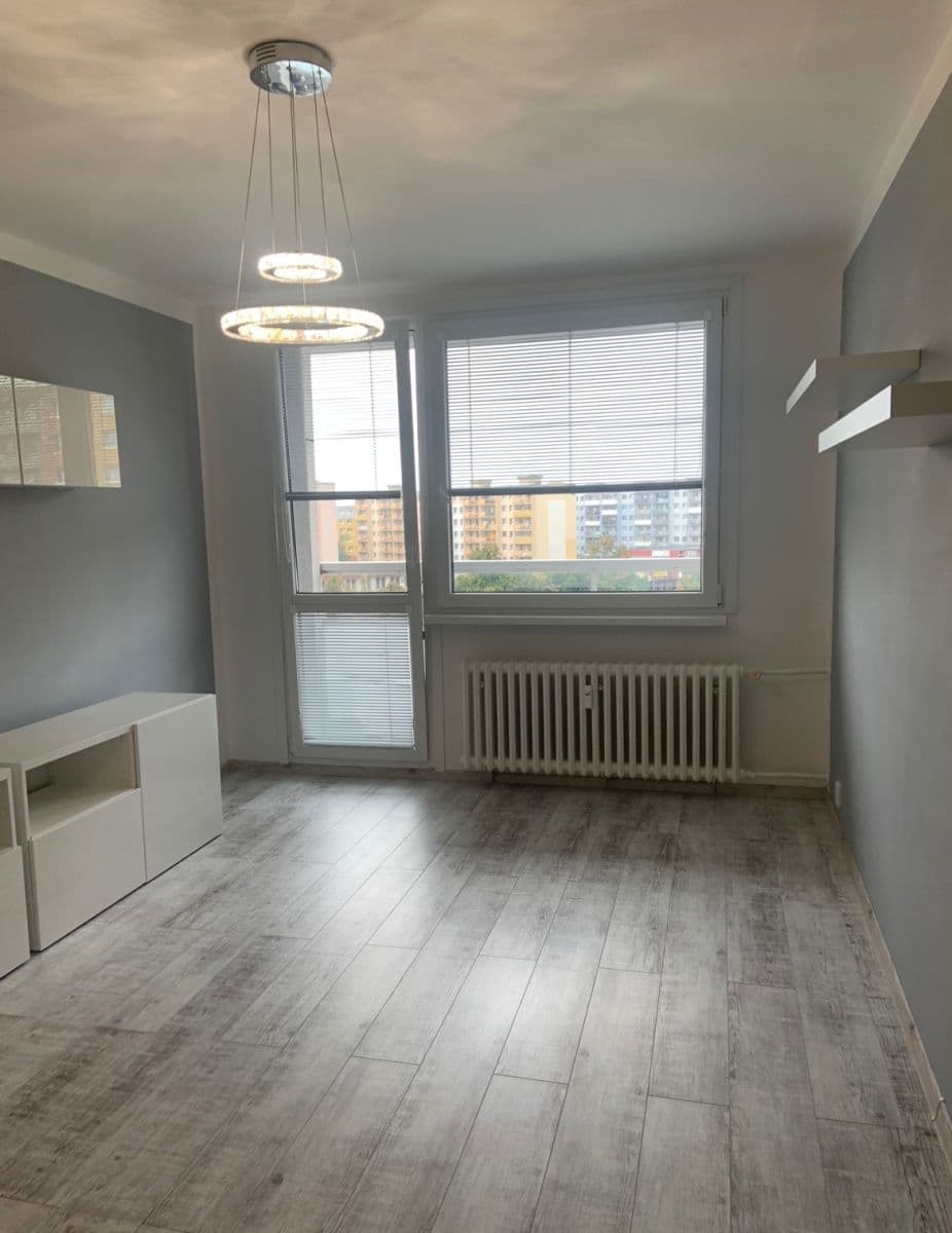 1 bedroom with open-plan kitchen flat to rent, 55 m², Lipová, Most, Ústecký Region 1 bedroom with open-plan kitchen flat to rent, 55 m², Lipová, Most, Ústecký Region