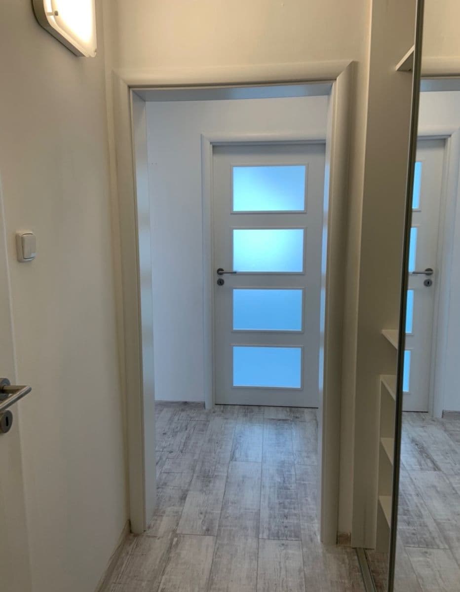 1 bedroom with open-plan kitchen flat to rent, 55 m², Lipová, Most, Ústecký Region 1 bedroom with open-plan kitchen flat to rent, 55 m², Lipová, Most, Ústecký Region