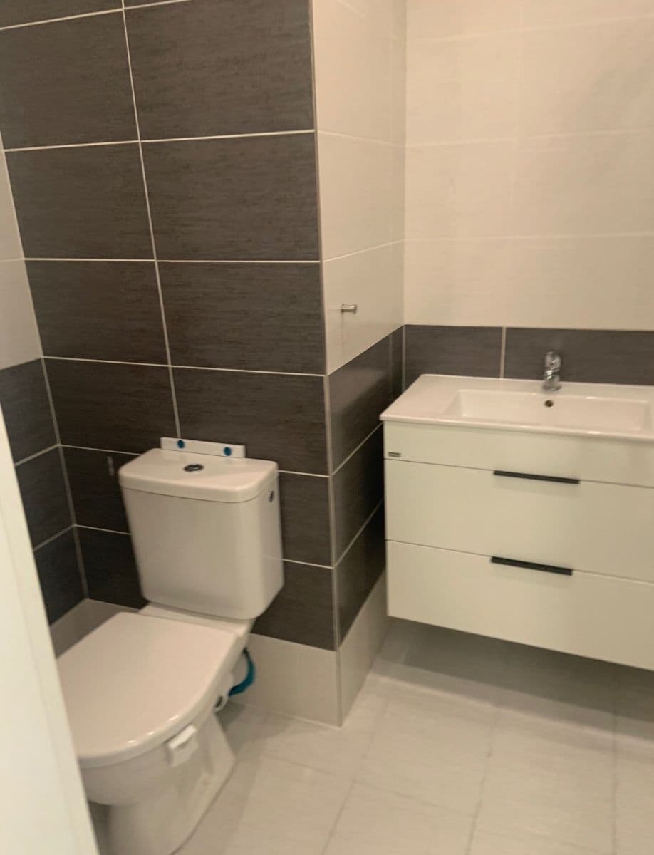 1 bedroom with open-plan kitchen flat to rent, 55 m², Lipová, Most, Ústecký Region 1 bedroom with open-plan kitchen flat to rent, 55 m², Lipová, Most, Ústecký Region