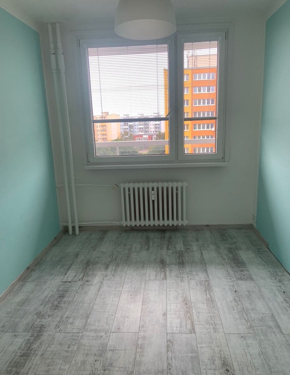1 bedroom with open-plan kitchen flat to rent, 55 m², Lipová, Most, Ústecký Region 1 bedroom with open-plan kitchen flat to rent, 55 m², Lipová, Most, Ústecký Region
