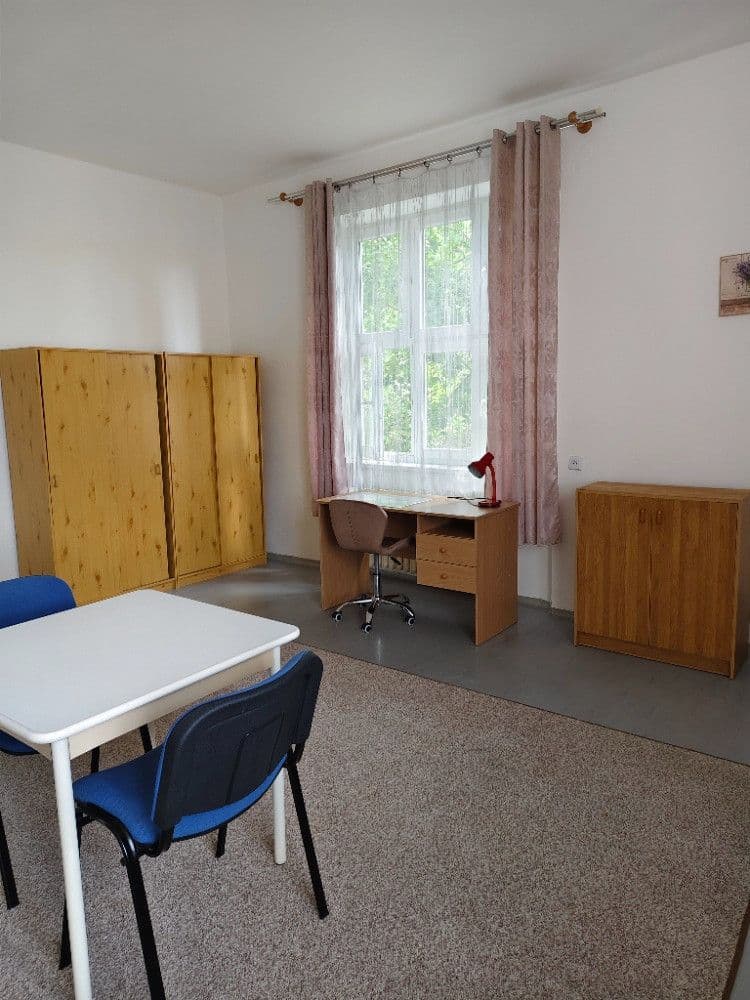 3 bedroom flat to rent, 40 m², Kamenomlýnská, Brno, Jihomoravský Region 3 bedroom flat to rent, 40 m², Kamenomlýnská, Brno, Jihomoravský Region