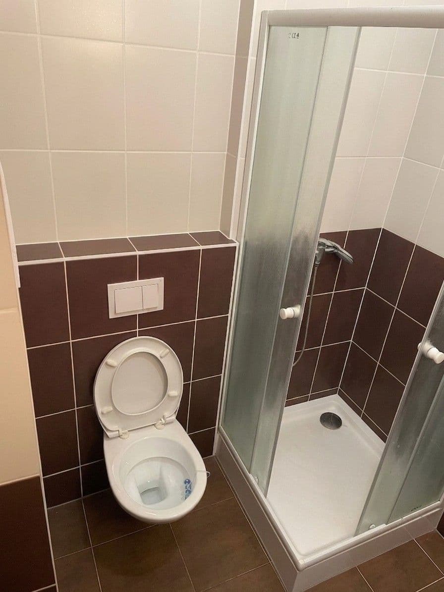 Studio flat to rent, 30 m², Jaroslava Holečka, Kladno, Středočeský Region Studio flat to rent, 30 m², Jaroslava Holečka, Kladno, Středočeský Region