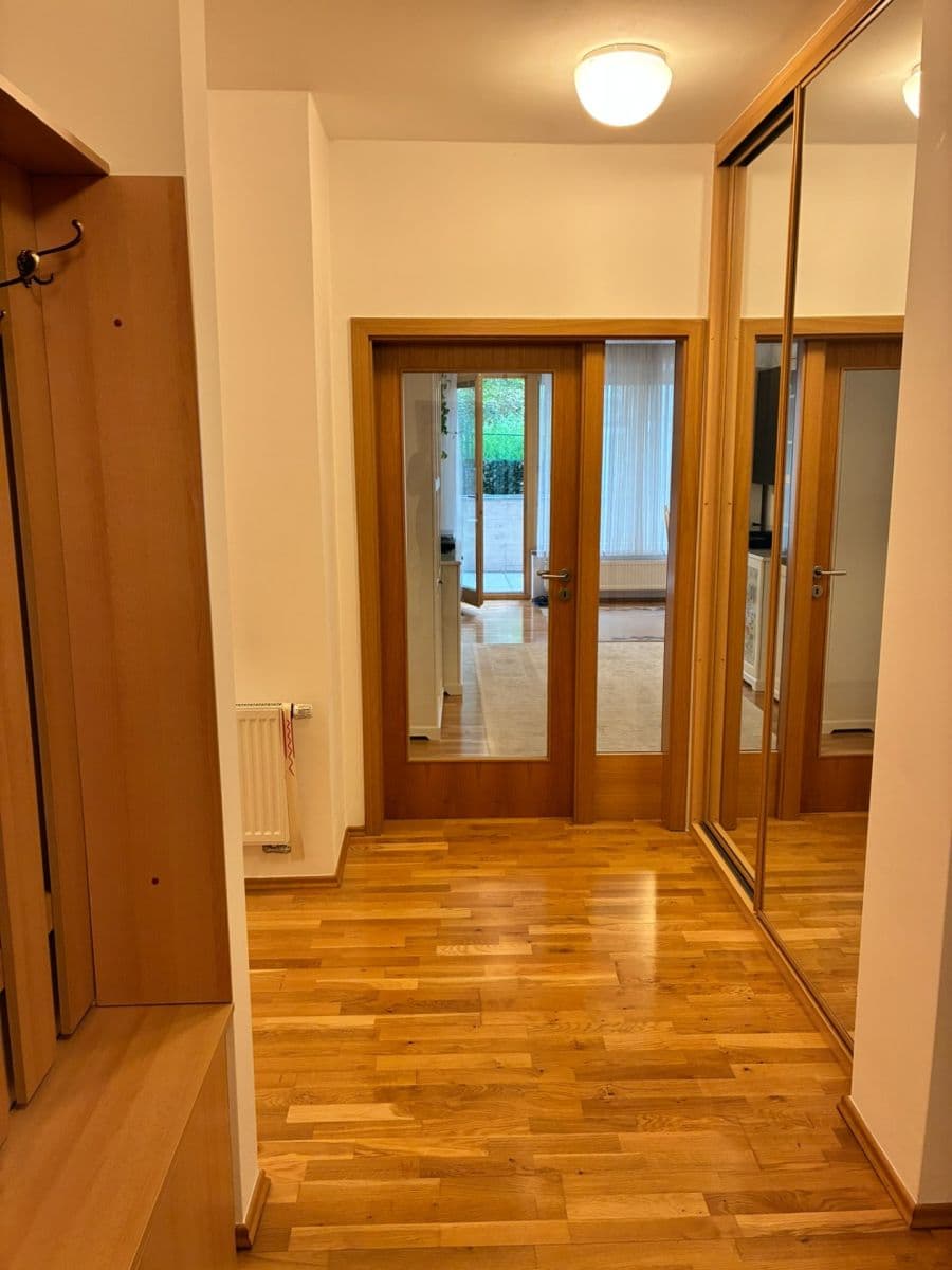 Studio flat for sale, 54 m², Tibetská, Prague, Prague Studio flat for sale, 54 m², Tibetská, Prague, Prague