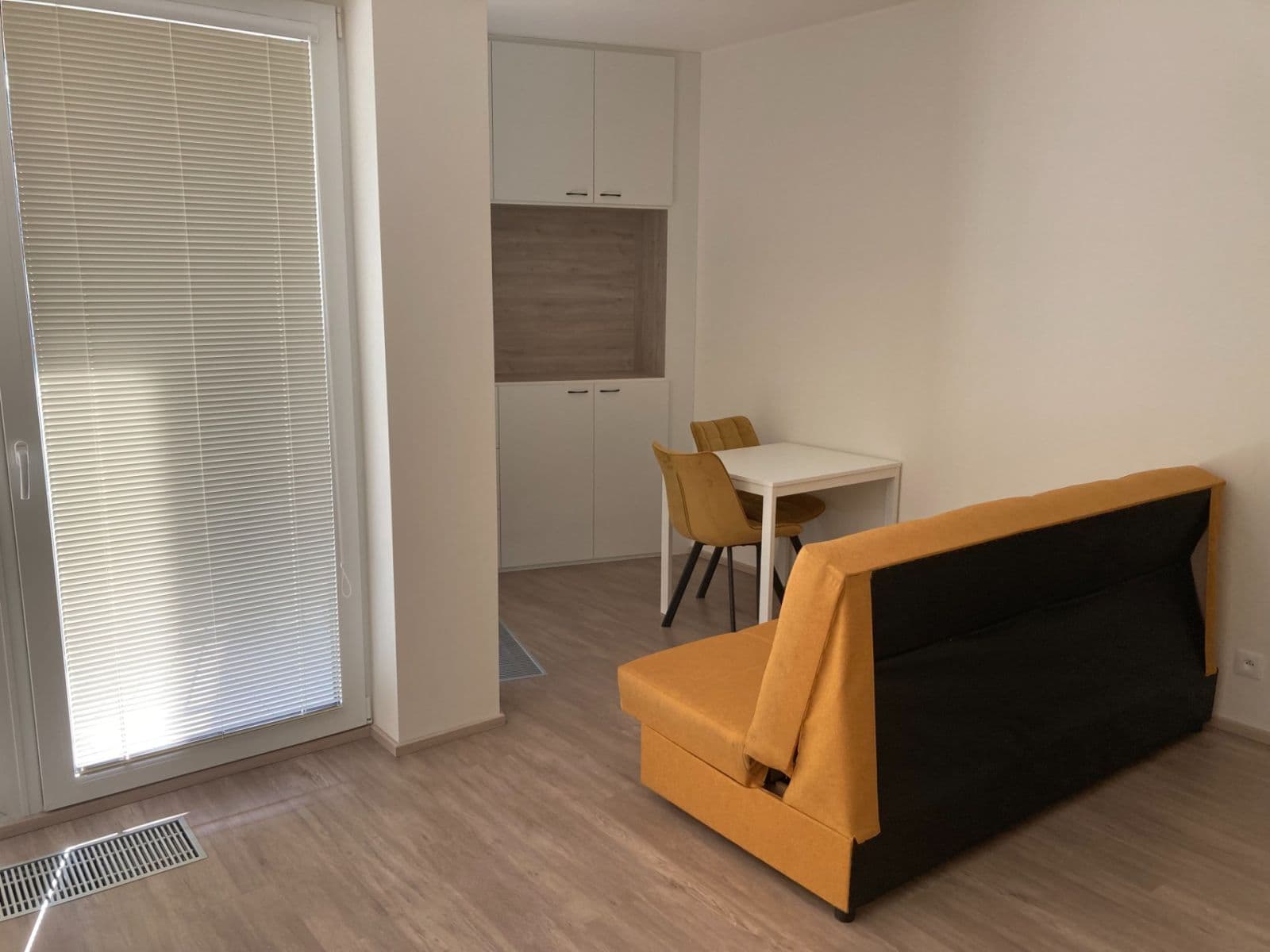 Studio flat to rent, 31 m², Šternovská, Prague, Prague Studio flat to rent, 31 m², Šternovská, Prague, Prague
