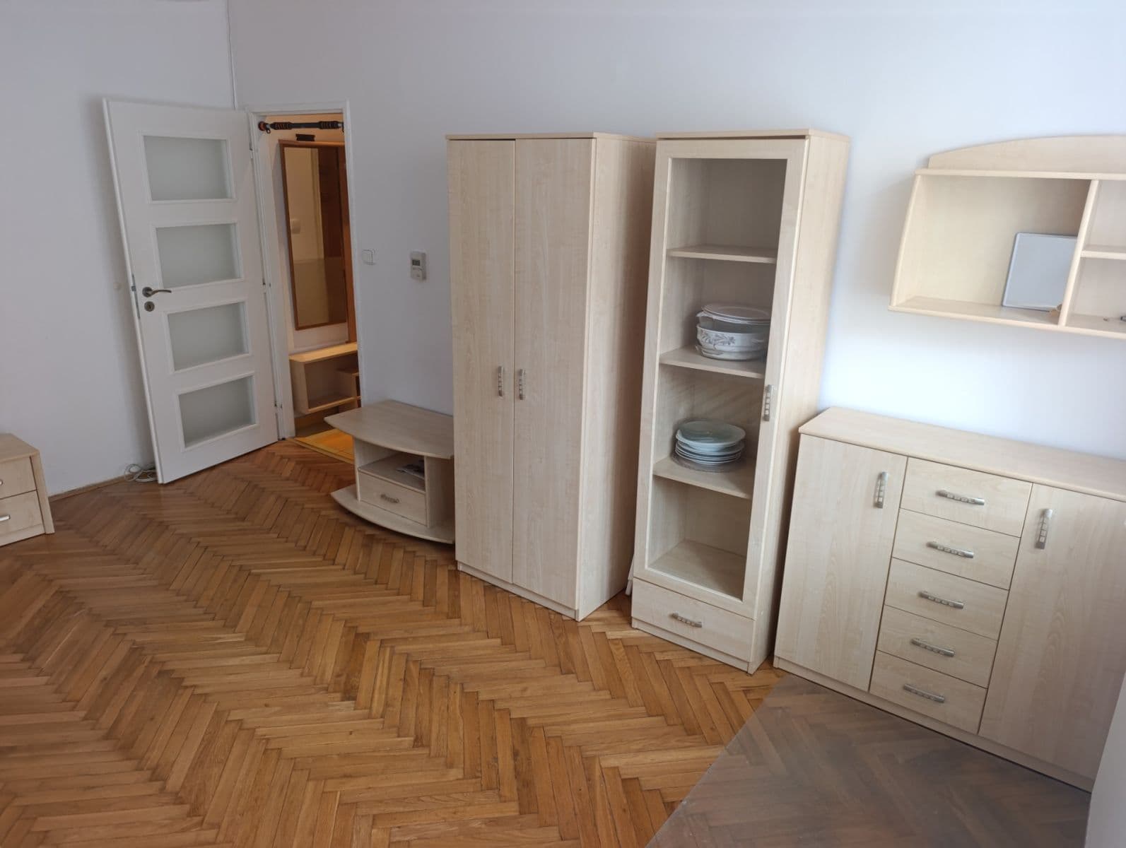1 bedroom flat to rent, 26 m², Železničního pluku, Pardubice, Pardubický Region 1 bedroom flat to rent, 26 m², Železničního pluku, Pardubice, Pardubický Region