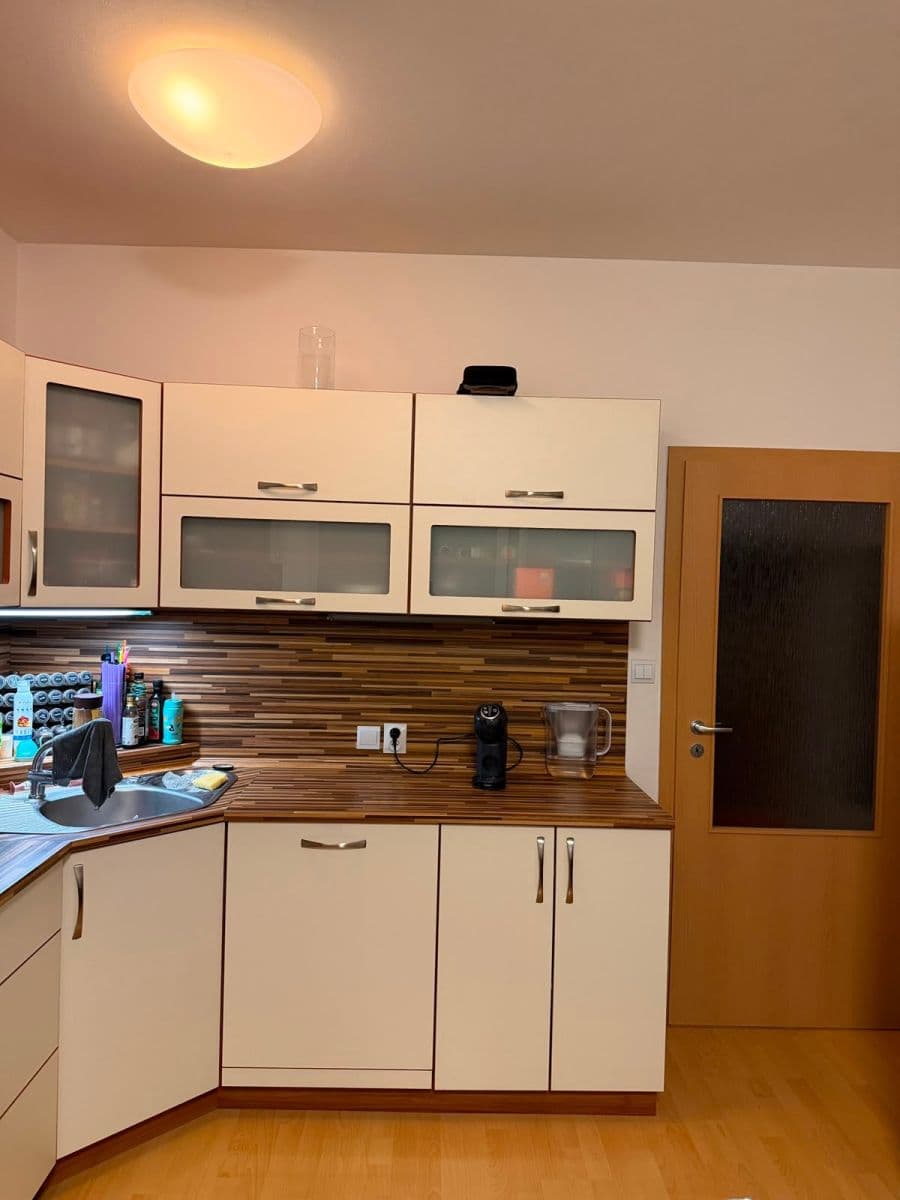 1 bedroom with open-plan kitchen flat to rent, 52 m², Peškova, Olomouc, Olomoucký Region 1 bedroom with open-plan kitchen flat to rent, 52 m², Peškova, Olomouc, Olomoucký Region