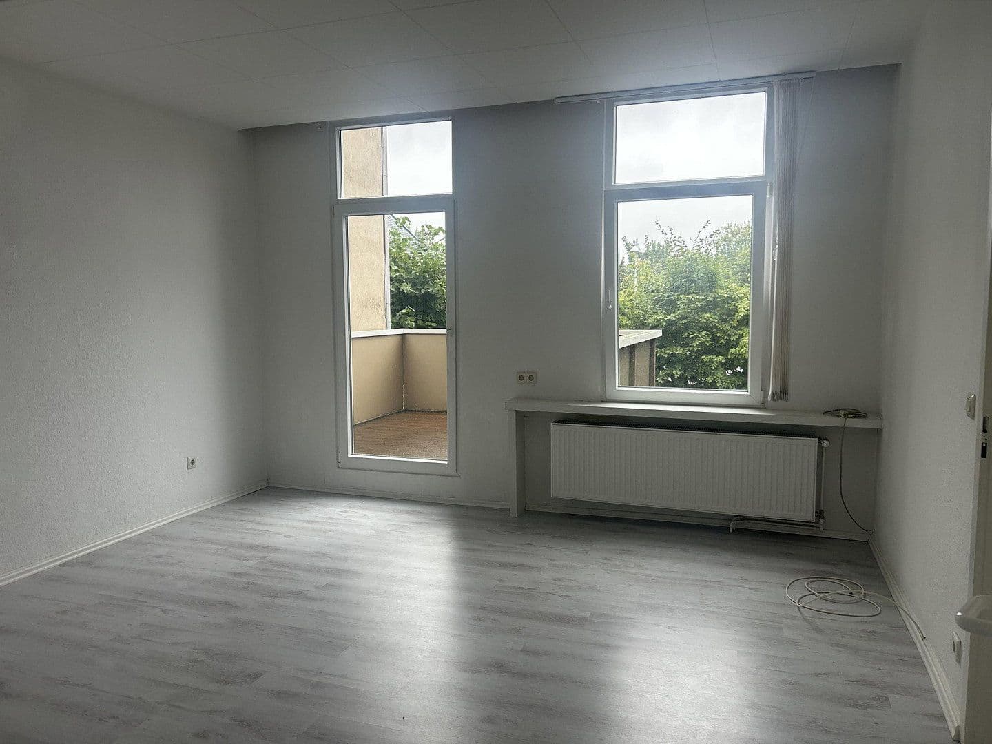 office to rent, 100 m², Schützenstraße 28, Remscheid, North Rhine-Westphalia office to rent, 100 m², Schützenstraße 28, Remscheid, North Rhine-Westphalia