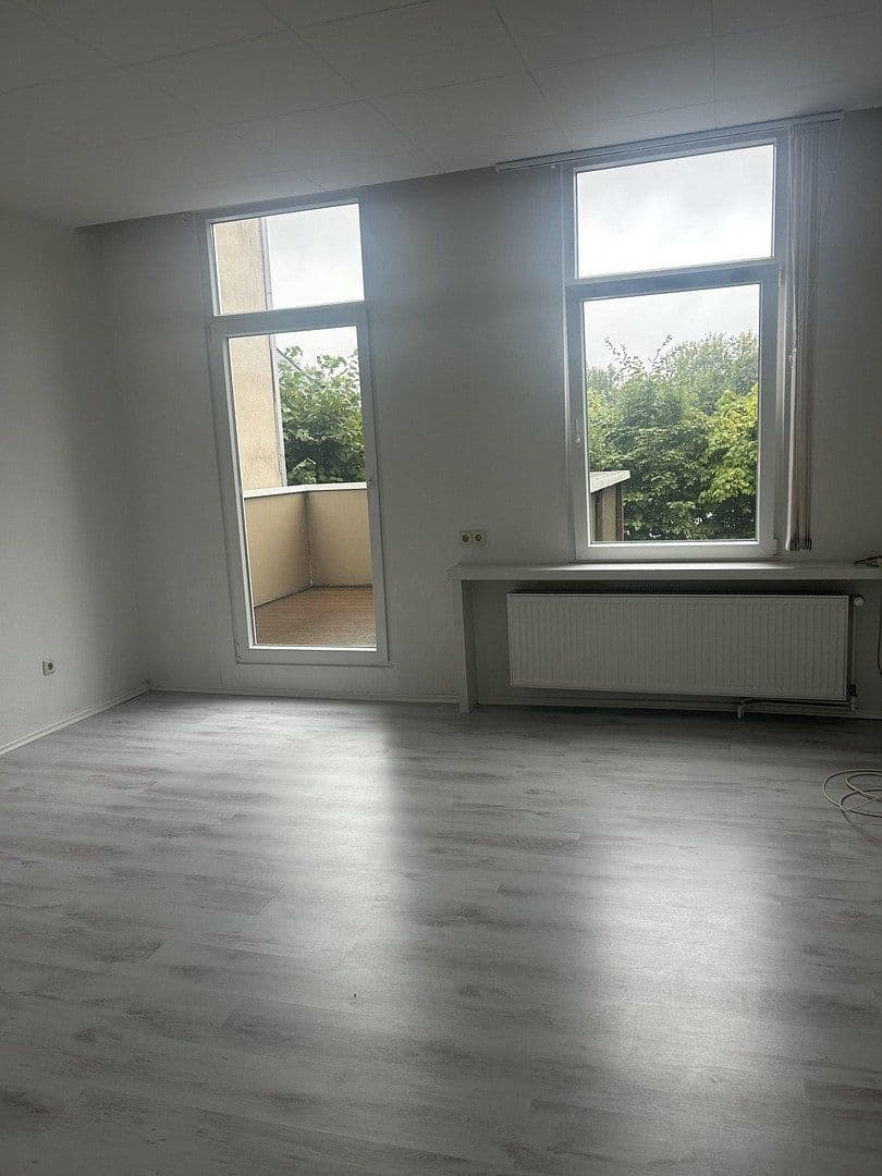 office to rent, 100 m², Schützenstraße 28, Remscheid, North Rhine-Westphalia office to rent, 100 m², Schützenstraße 28, Remscheid, North Rhine-Westphalia