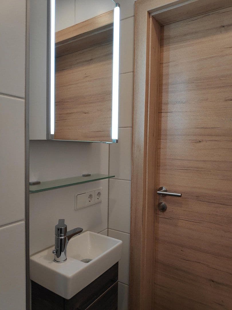 2 bedroom with open-plan kitchen flat to rent, 83 m², Neuhausen auf den Fildern, Baden-Württemberg 2 bedroom with open-plan kitchen flat to rent, 83 m², Neuhausen auf den Fildern, Baden-Württemberg