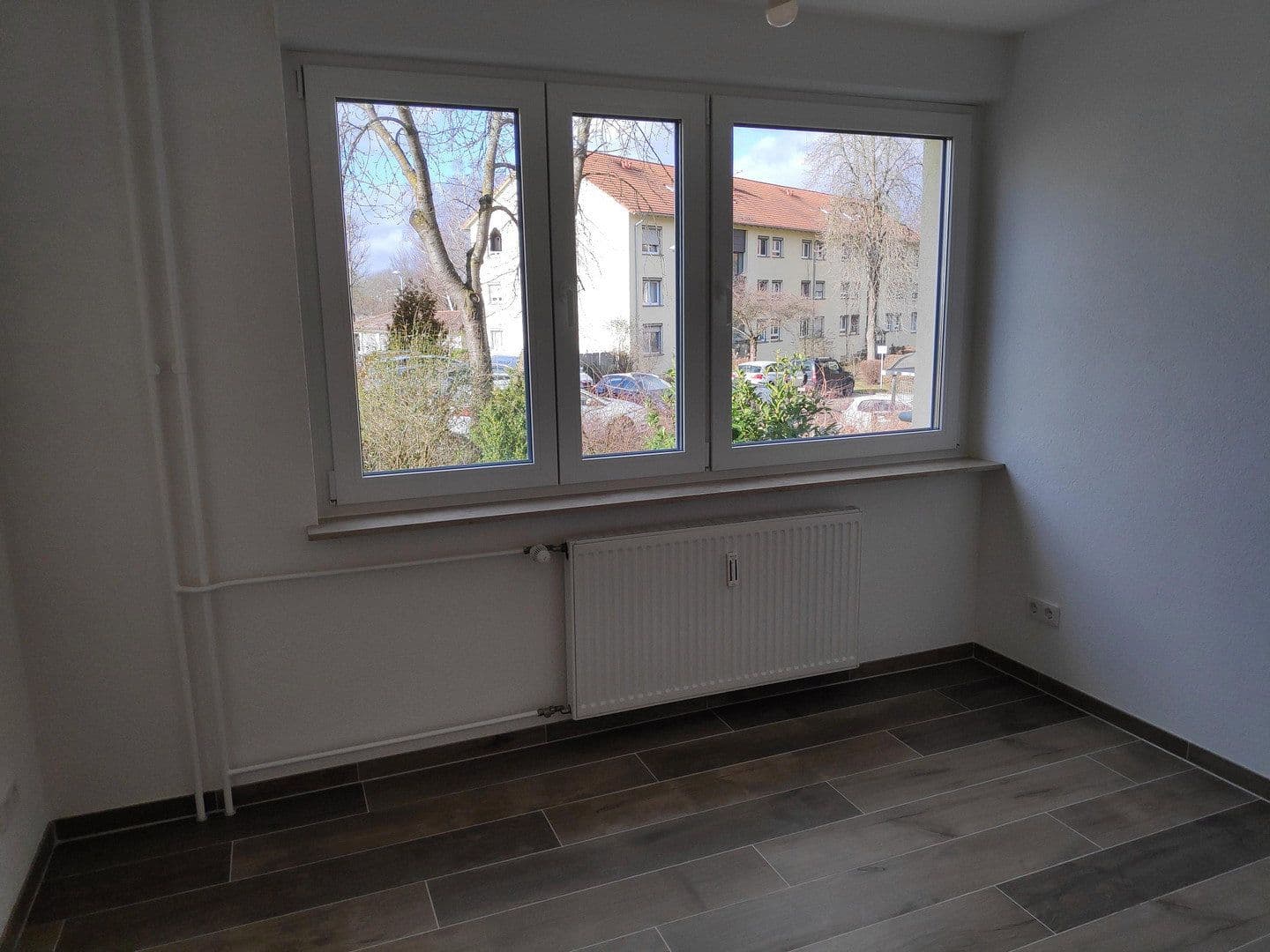 2 bedroom with open-plan kitchen flat to rent, 83 m², Neuhausen auf den Fildern, Baden-Württemberg 2 bedroom with open-plan kitchen flat to rent, 83 m², Neuhausen auf den Fildern, Baden-Württemberg