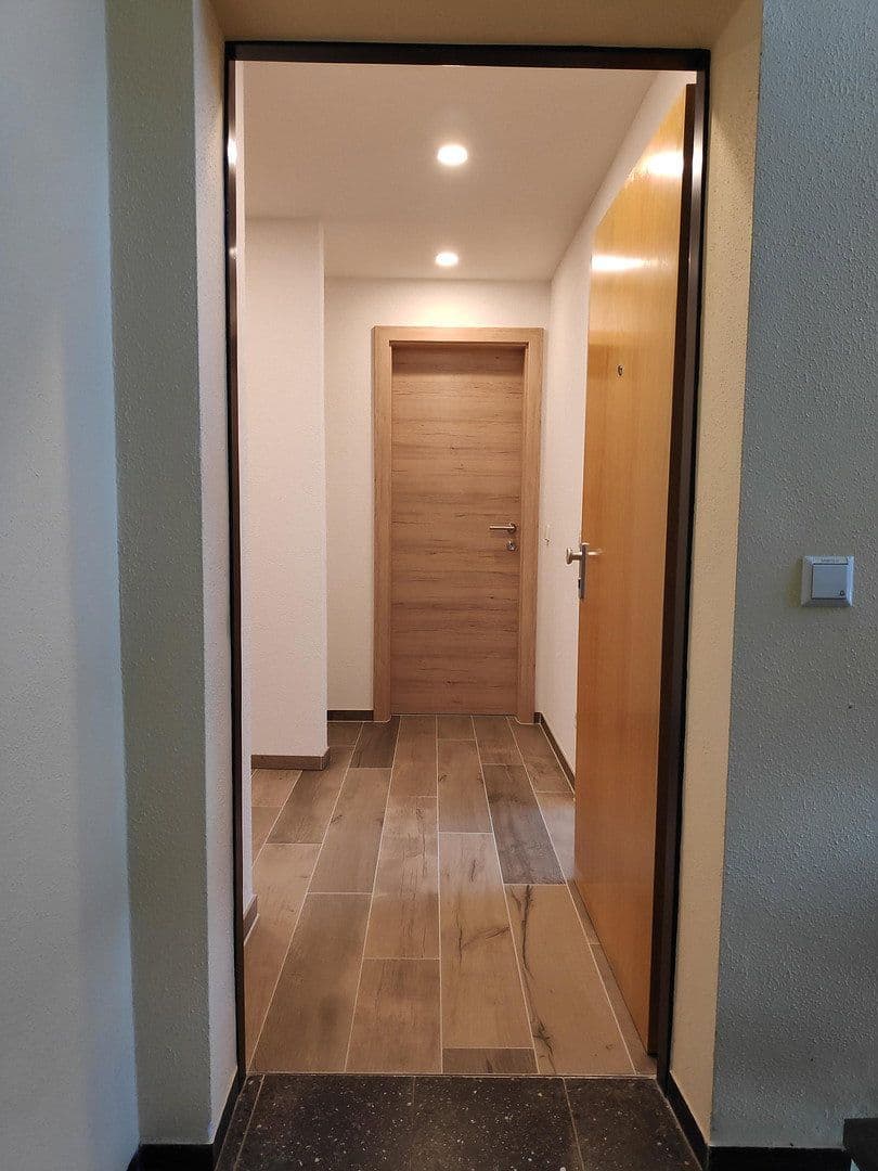 2 bedroom with open-plan kitchen flat to rent, 83 m², Neuhausen auf den Fildern, Baden-Württemberg 2 bedroom with open-plan kitchen flat to rent, 83 m², Neuhausen auf den Fildern, Baden-Württemberg