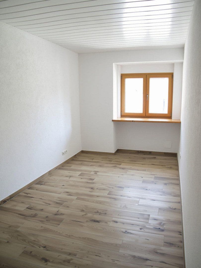 3 bedroom with open-plan kitchen flat for sale, 155 m², Albbruck, Baden-Württemberg 3 bedroom with open-plan kitchen flat for sale, 155 m², Albbruck, Baden-Württemberg