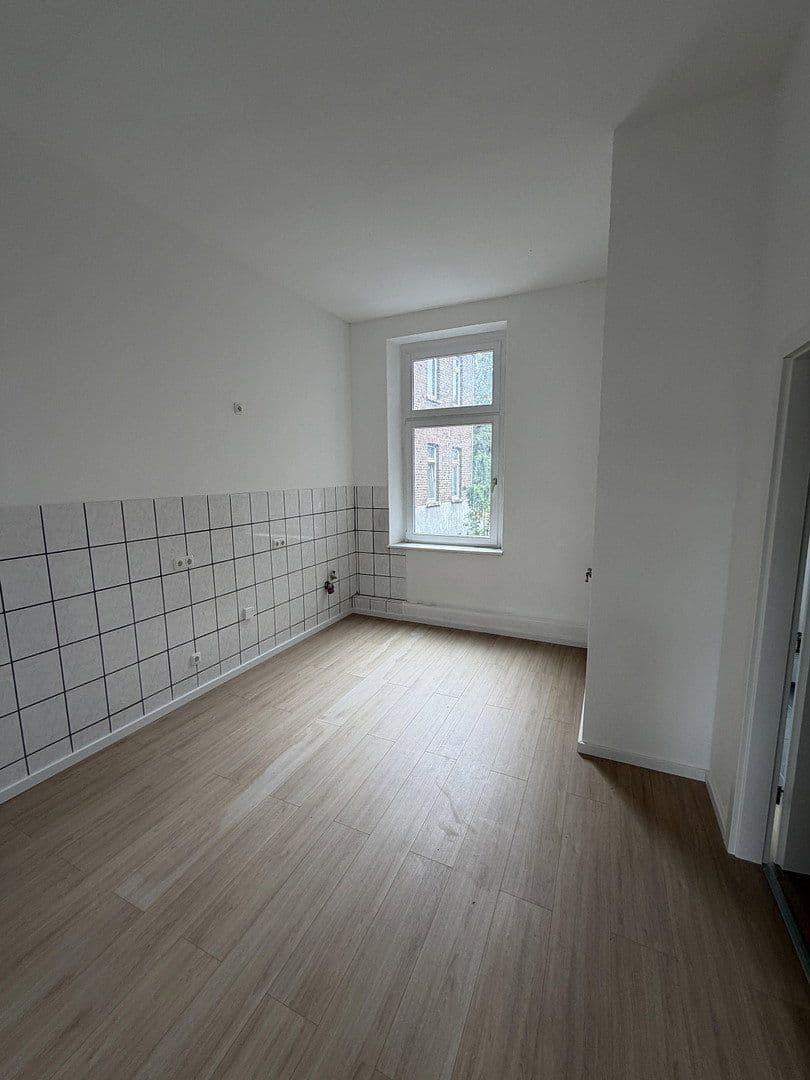 2 bedroom flat to rent, 55 m², Adolfstraße 9, Krefeld, North Rhine-Westphalia 2 bedroom flat to rent, 55 m², Adolfstraße 9, Krefeld, North Rhine-Westphalia