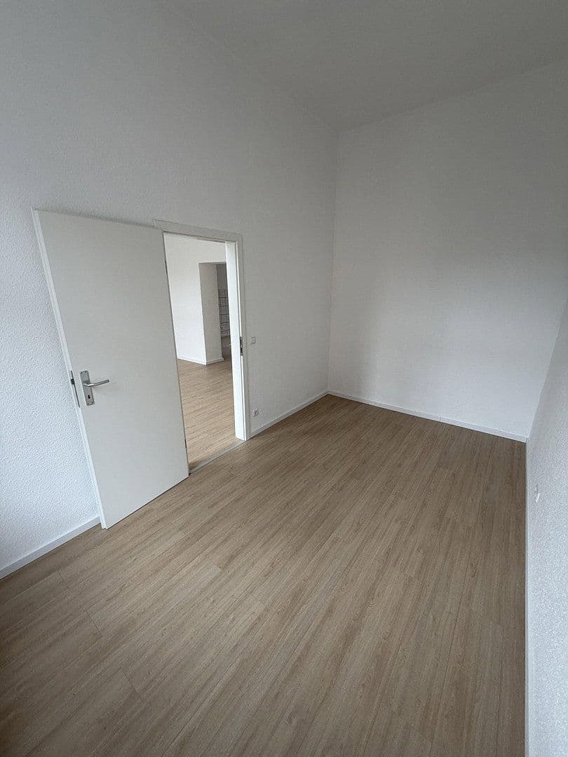 2 bedroom flat to rent, 55 m², Adolfstraße 9, Krefeld, North Rhine-Westphalia 2 bedroom flat to rent, 55 m², Adolfstraße 9, Krefeld, North Rhine-Westphalia