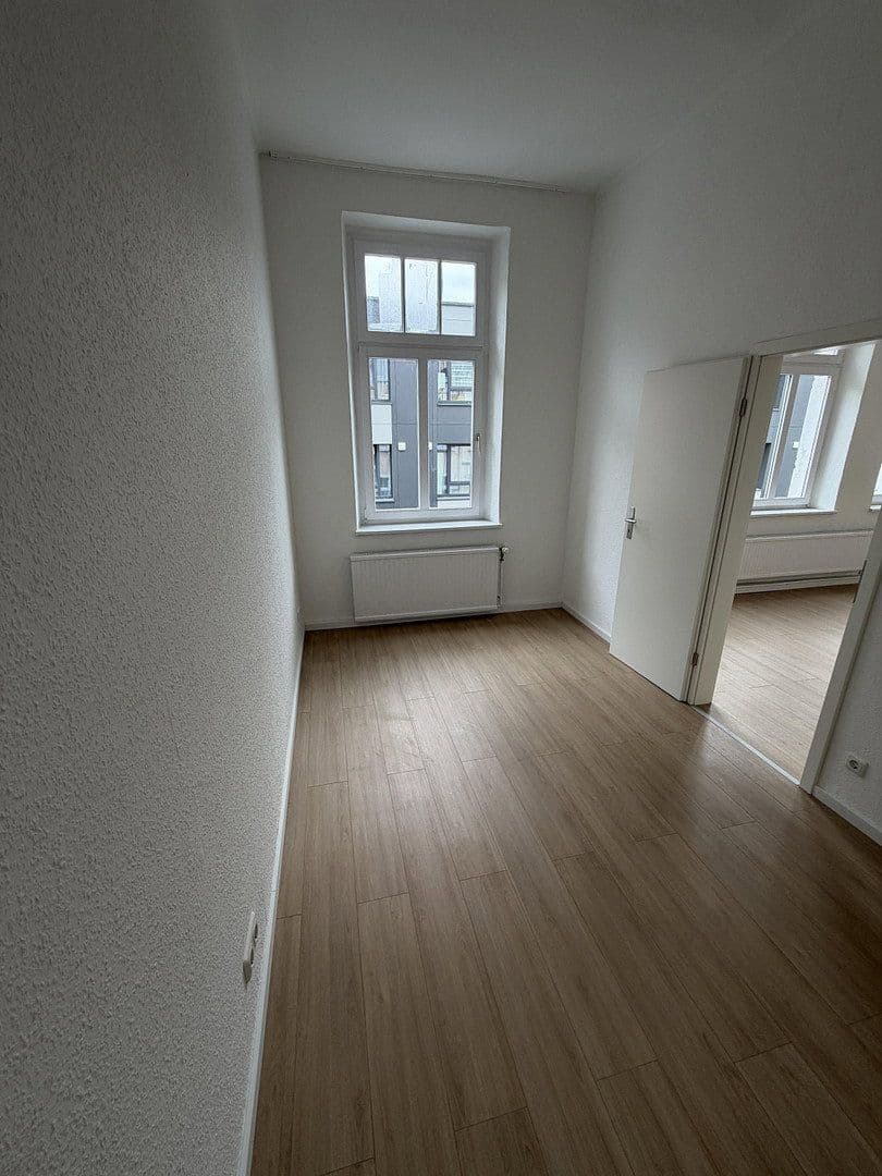 2 bedroom flat to rent, 55 m², Adolfstraße 9, Krefeld, North Rhine-Westphalia 2 bedroom flat to rent, 55 m², Adolfstraße 9, Krefeld, North Rhine-Westphalia