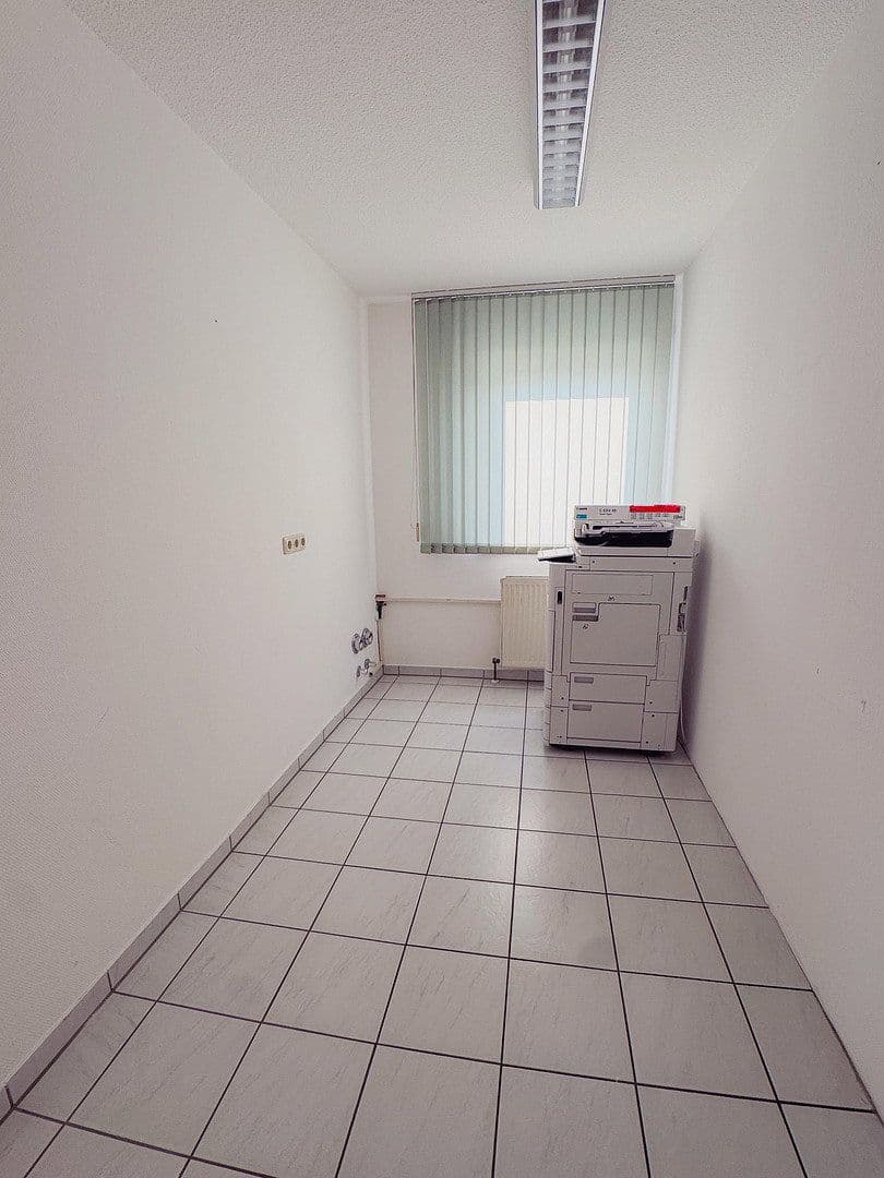 office to rent, 103 m², Gewerbestraße 28, Cadolzburg, Bavaria office to rent, 103 m², Gewerbestraße 28, Cadolzburg, Bavaria