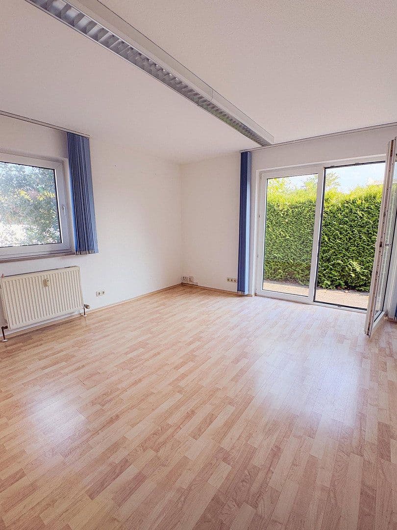 office to rent, 103 m², Gewerbestraße 28, Cadolzburg, Bavaria office to rent, 103 m², Gewerbestraße 28, Cadolzburg, Bavaria