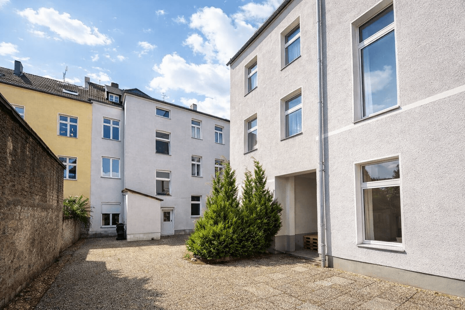house for sale, 1,190 m², Gelsenkirchen, North Rhine-Westphalia house for sale, 1,190 m², Gelsenkirchen, North Rhine-Westphalia