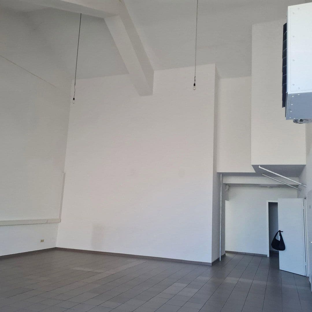 non-residential property to rent, 210 m², Kahl am Main, Bavaria non-residential property to rent, 210 m², Kahl am Main, Bavaria