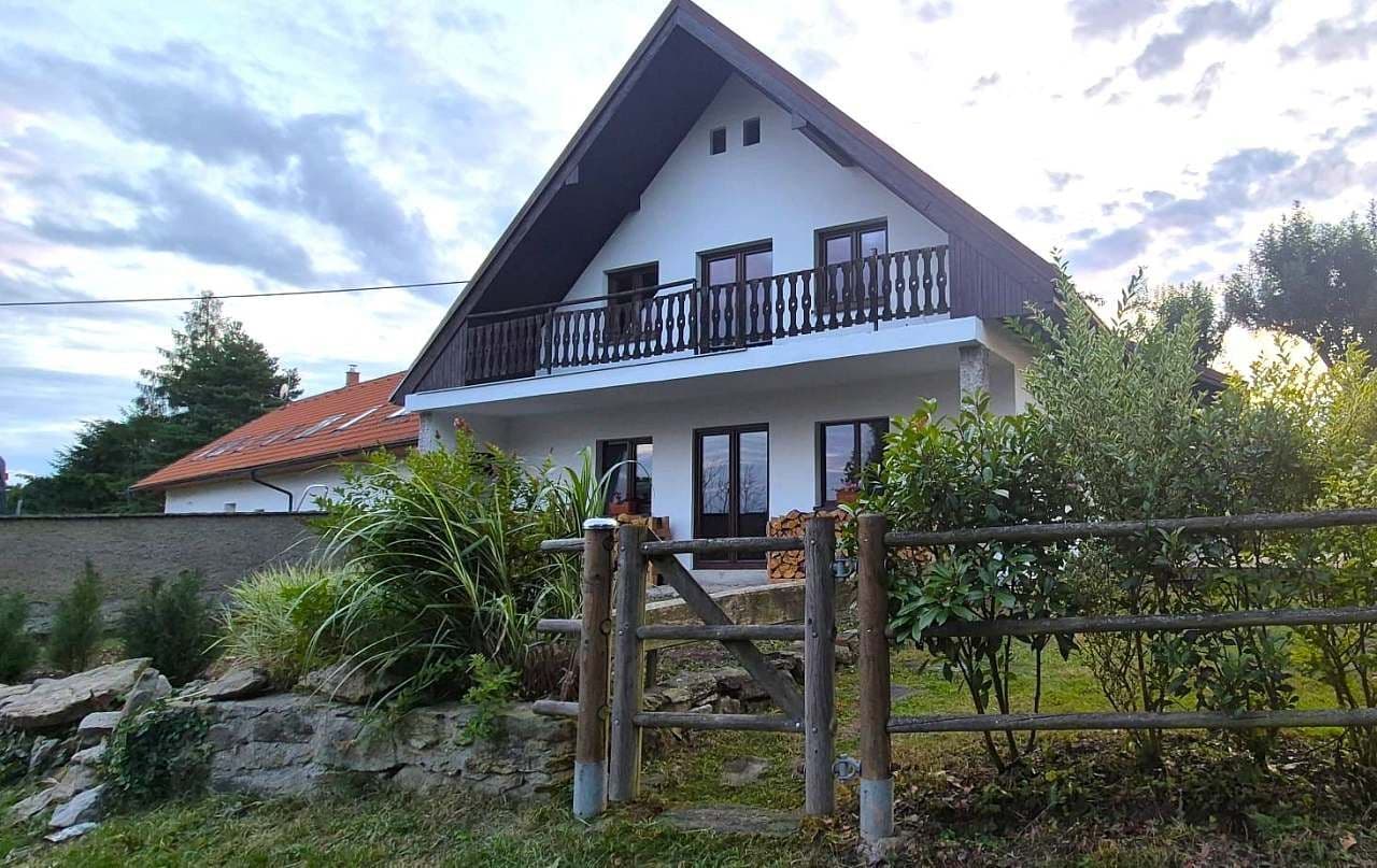 recreational property to rent, 0 m², Čestín, Středočeský Region recreational property to rent, 0 m², Čestín, Středočeský Region
