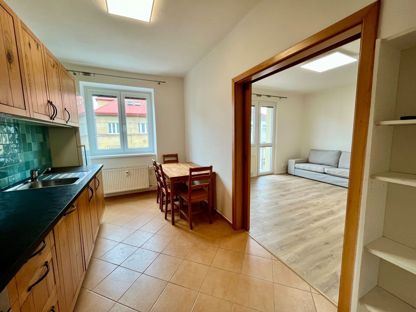2 bedroom flat to rent, 56 m², Jeseniova, Prague, Prague 2 bedroom flat to rent, 56 m², Jeseniova, Prague, Prague