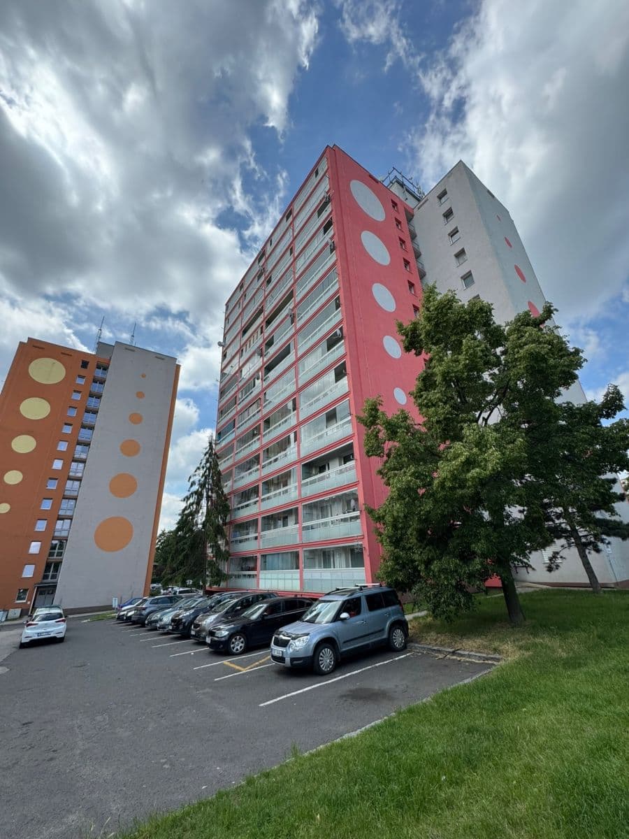 1 bedroom with open-plan kitchen flat to rent, 49 m², Rozmarýnová, Most, Ústecký Region 1 bedroom with open-plan kitchen flat to rent, 49 m², Rozmarýnová, Most, Ústecký Region