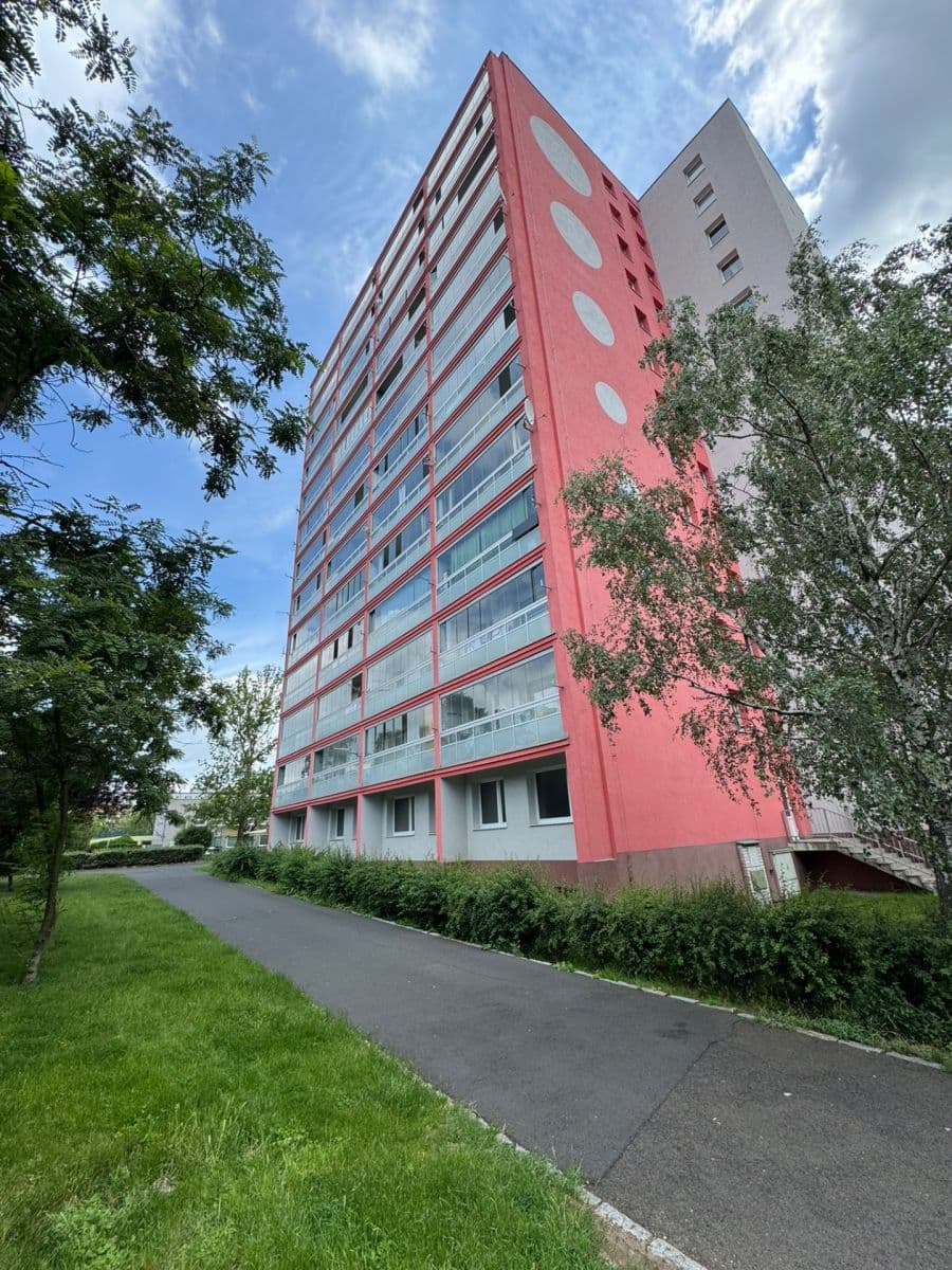 1 bedroom with open-plan kitchen flat to rent, 49 m², Rozmarýnová, Most, Ústecký Region 1 bedroom with open-plan kitchen flat to rent, 49 m², Rozmarýnová, Most, Ústecký Region