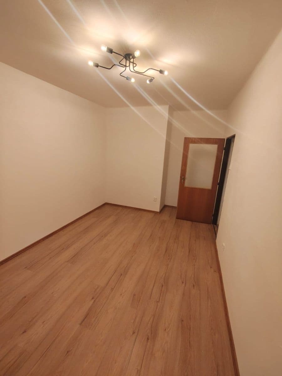 3 bedroom flat to rent, 60 m², Čáslavská, Chrudim, Pardubický Region 3 bedroom flat to rent, 60 m², Čáslavská, Chrudim, Pardubický Region