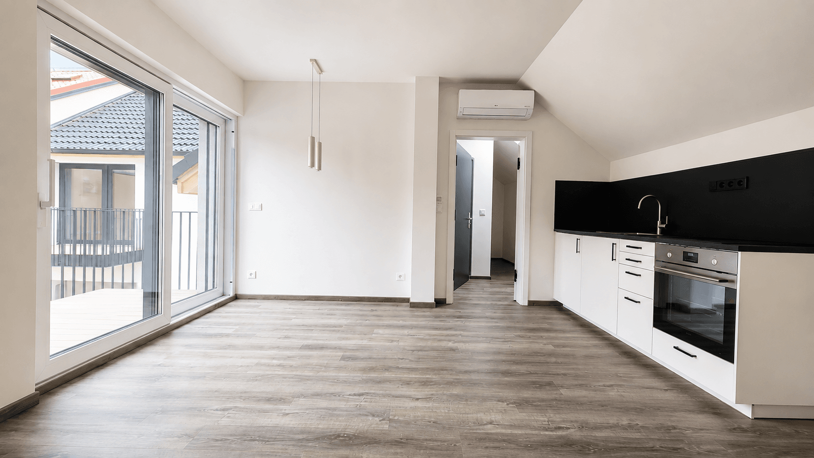Studio flat to rent, 36 m², Lipová, Čestlice, Středočeský Region Studio flat to rent, 36 m², Lipová, Čestlice, Středočeský Region