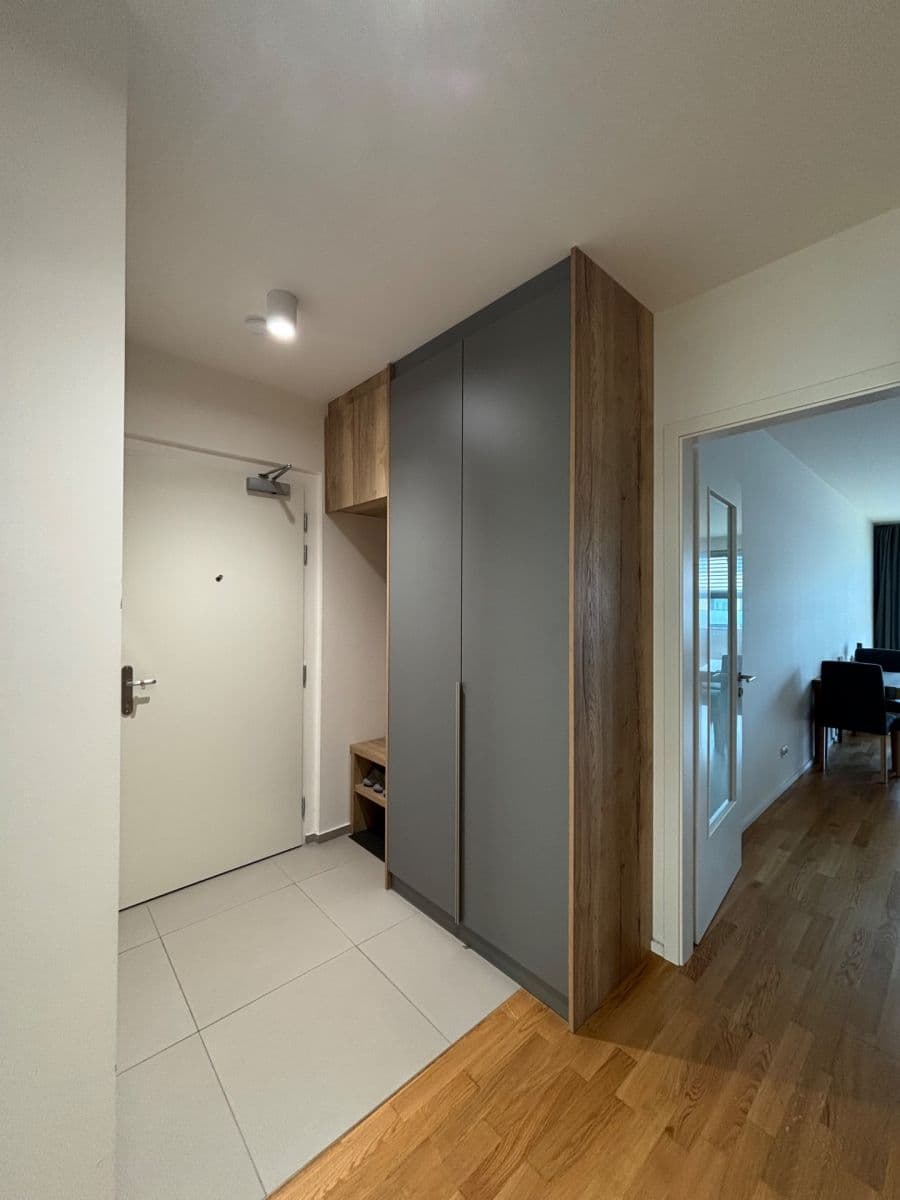 2 bedroom with open-plan kitchen flat to rent, 71 m², Krásova, Prague, Prague 2 bedroom with open-plan kitchen flat to rent, 71 m², Krásova, Prague, Prague