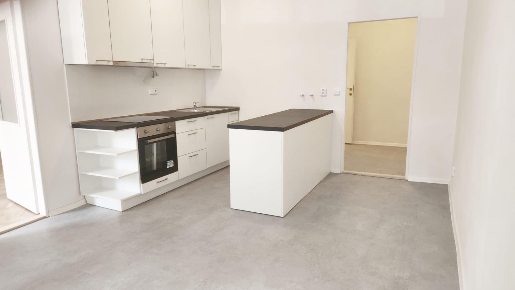 1 bedroom with open-plan kitchen flat to rent, 53 m², Veletržní, Prague, Prague 1 bedroom with open-plan kitchen flat to rent, 53 m², Veletržní, Prague, Prague